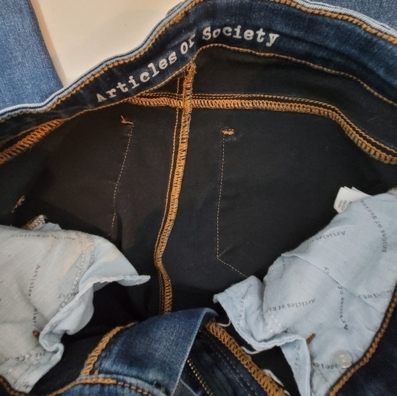 Articles Of Society Low Rise Raw-Hem Form Fitting Jeggings - Size 25 - Picture 11 of 12